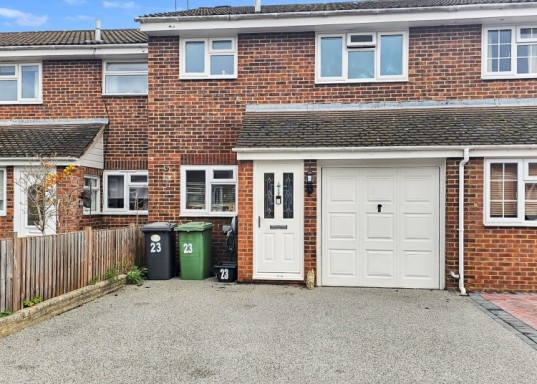23 Elm Close, Bordon, Hampshire, GU35 0AS, UK