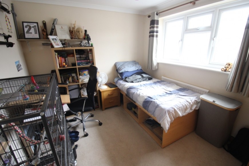 23 Elm Close, Bordon, Hampshire, GU35 0AS, UK