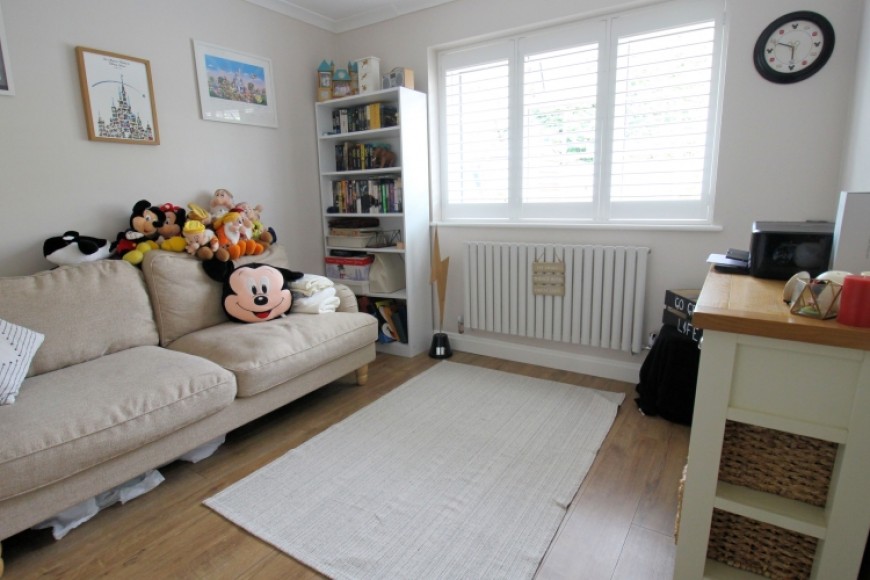 18 The Sands, Whitehill, Bordon, Hampshire, GU35 9QW, UK