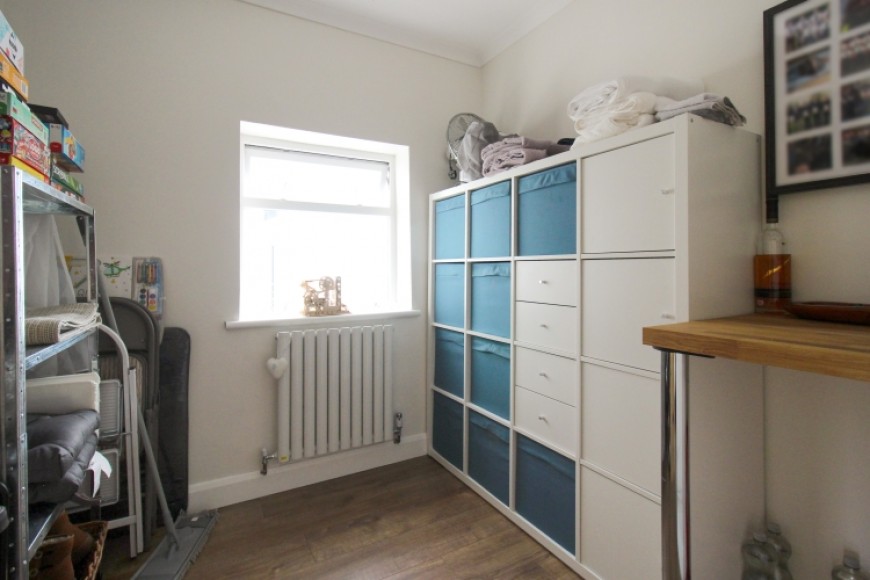 18 The Sands, Whitehill, Bordon, Hampshire, GU35 9QW, UK