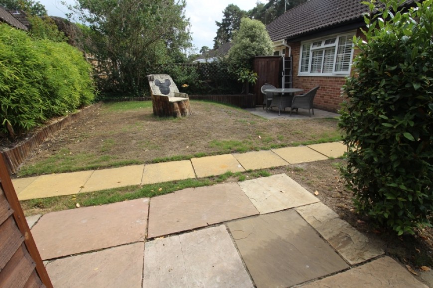 18 The Sands, Whitehill, Bordon, Hampshire, GU35 9QW, UK