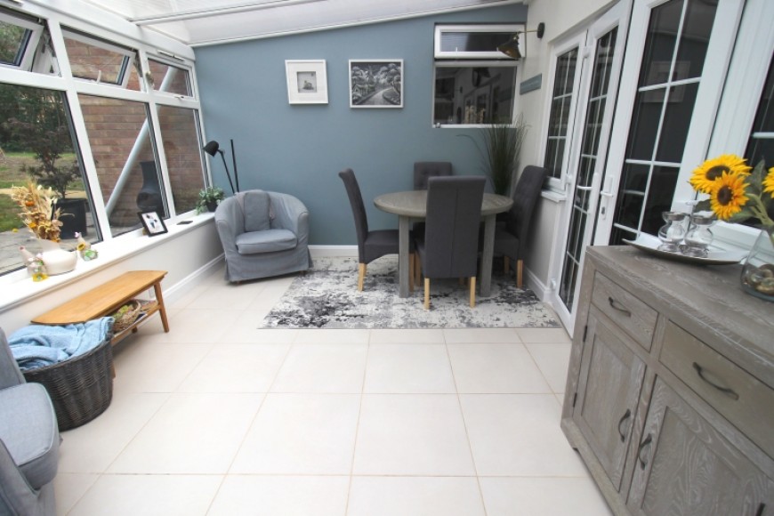 18 The Sands, Whitehill, Bordon, Hampshire, GU35 9QW, UK