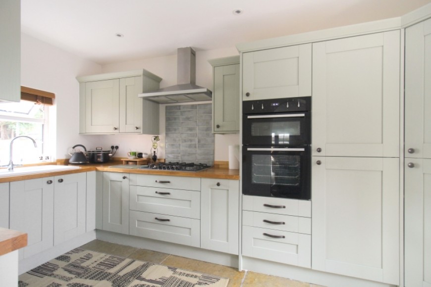 18 The Sands, Whitehill, Bordon, Hampshire, GU35 9QW, UK