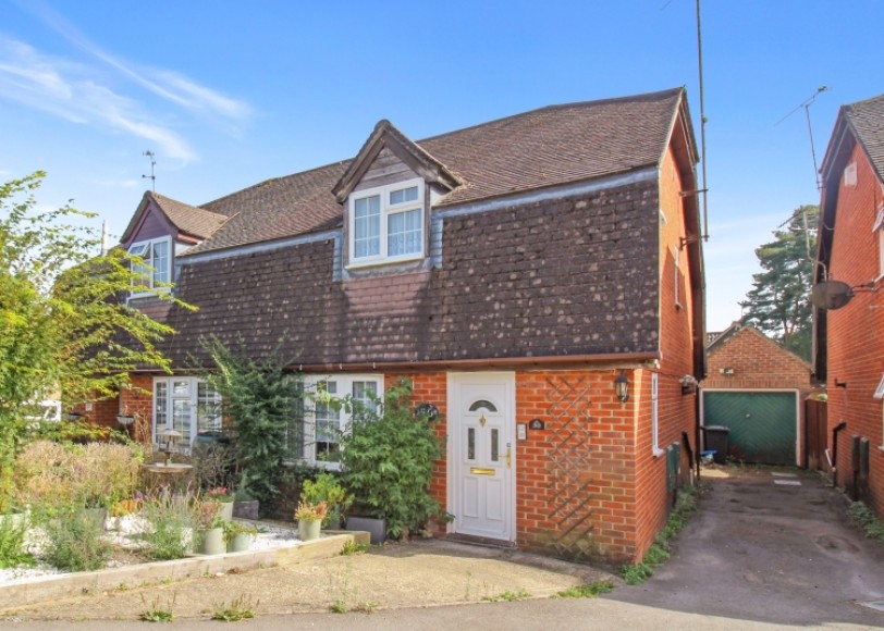 50 St. Andrews Road, Whitehill, Bordon, Hampshire, GU35 9QN, UK