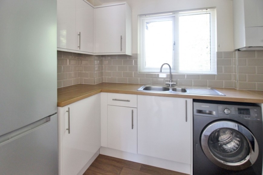 35 Atholl Road, Whitehill, Bordon, Hampshire, GU35 9QX, UK