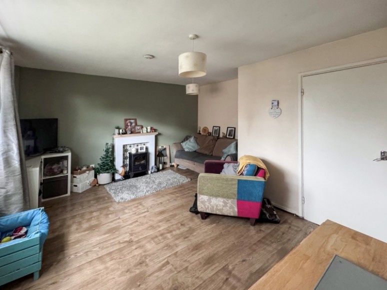 38 Kildare Close, Bordon, Hampshire, GU35 0HW, UK