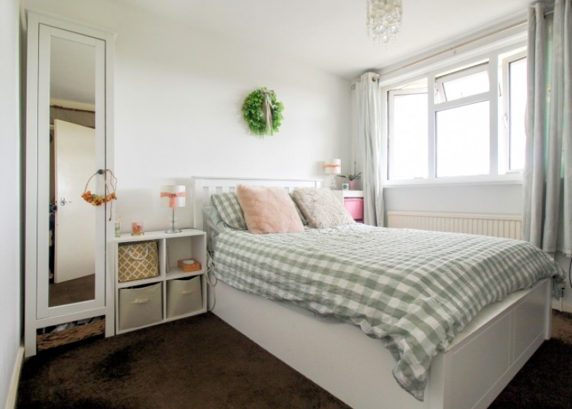 38 Kildare Close, Bordon, Hampshire, GU35 0HW, UK