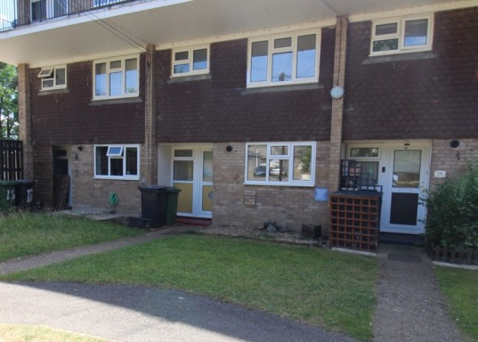 15 Kildare Close, Bordon, Hampshire, GU35 0HN, UK