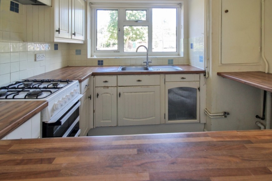 15 Kildare Close, Bordon, Hampshire, GU35 0HN, UK