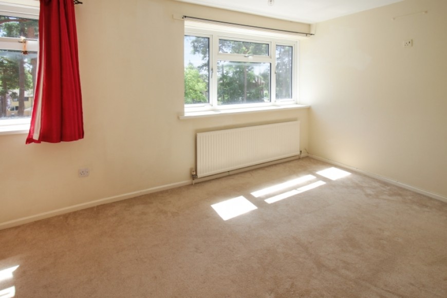 15 Kildare Close, Bordon, Hampshire, GU35 0HN, UK