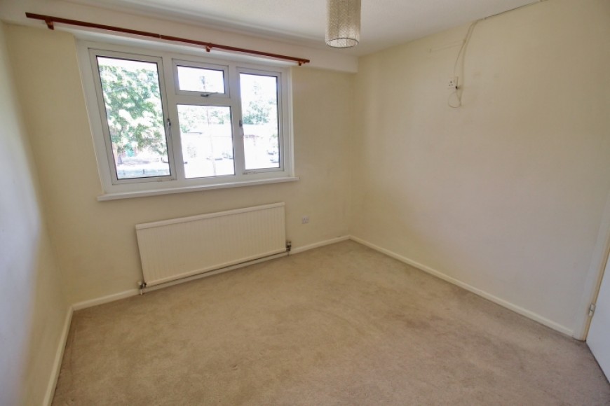 15 Kildare Close, Bordon, Hampshire, GU35 0HN, UK