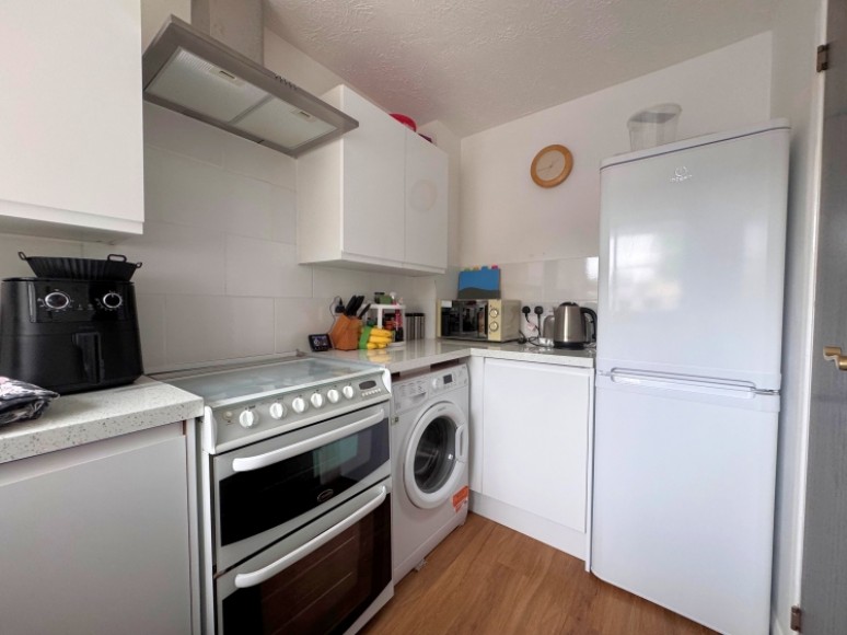 18 Blue Timbers Close, Bordon, Hampshire, GU35 0XL, UK