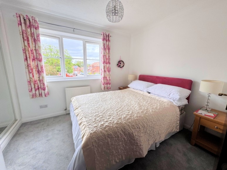 18 Blue Timbers Close, Bordon, Hampshire, GU35 0XL, UK