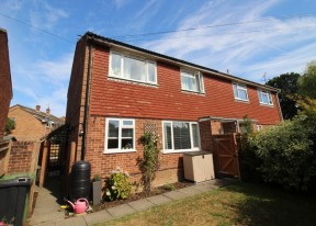 View 19 Windsor Walk, Lindford, Bordon, Hampshire, GU35 0SF, UK