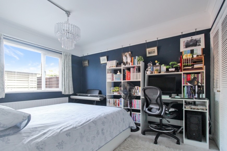 19 Windsor Walk, Lindford, Bordon, Hampshire, GU35 0SF, UK