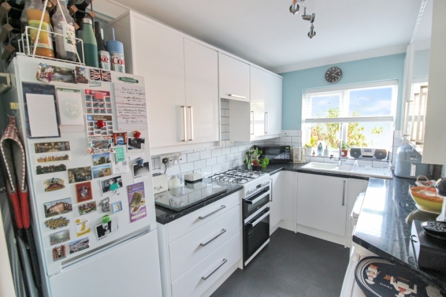 19 Windsor Walk, Lindford, Bordon, Hampshire, GU35 0SF, UK