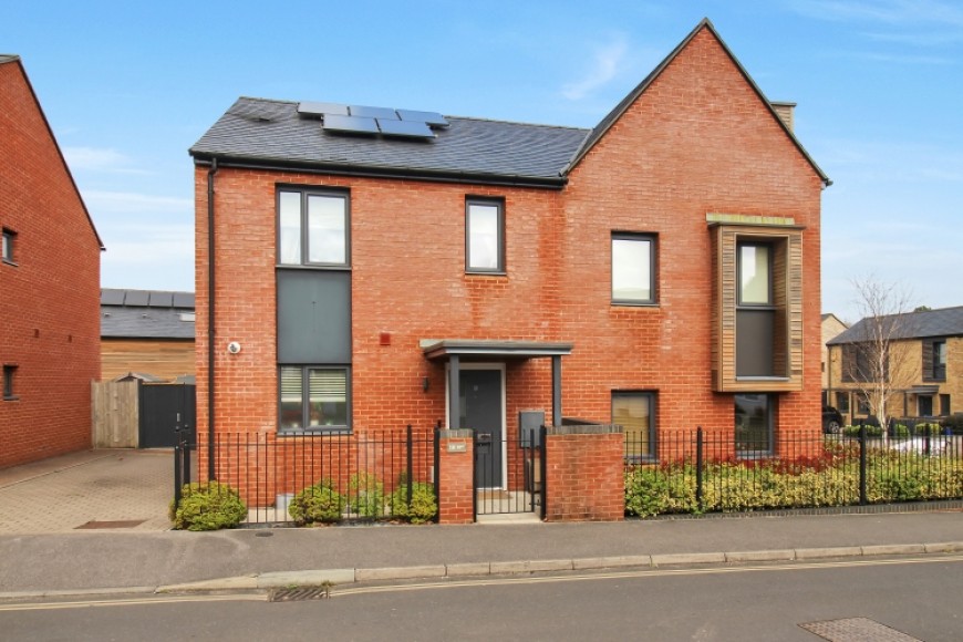 19 Forester Walk, Bordon, Hampshire, GU35 0FL, UK