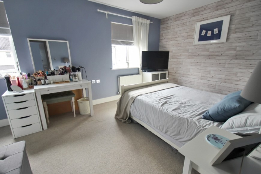 19 Forester Walk, Bordon, Hampshire, GU35 0FL, UK