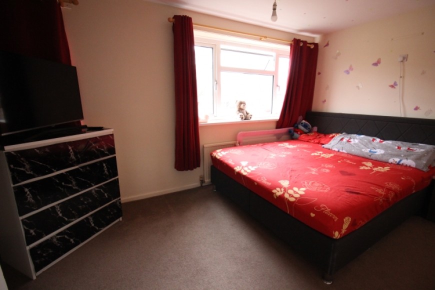 35 Kildare Close, Bordon, Hampshire, GU35 0HW, UK