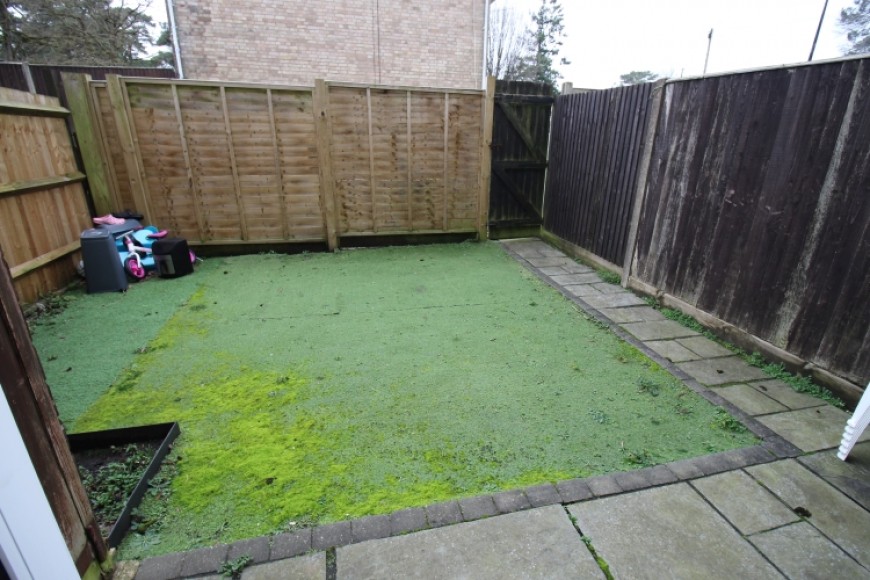 35 Kildare Close, Bordon, Hampshire, GU35 0HW, UK