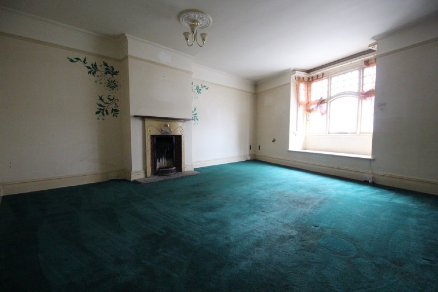 14a Chalet Hill, Bordon, Hampshire, GU35 0TQ, UK