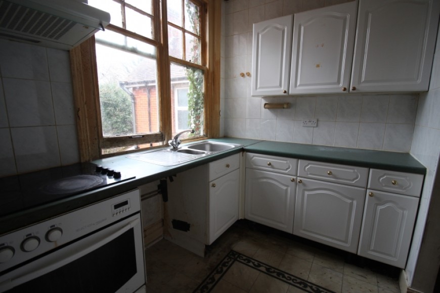 14a Chalet Hill, Bordon, Hampshire, GU35 0TQ, UK