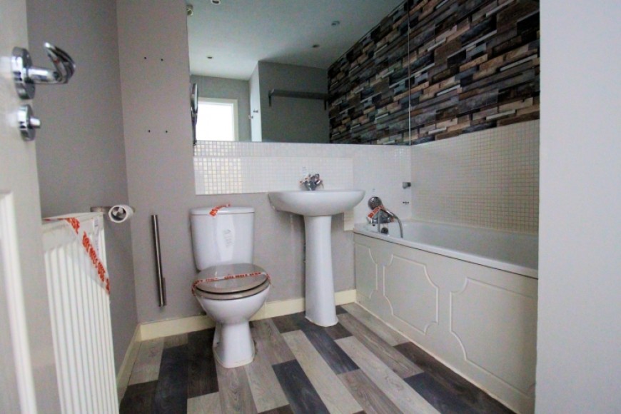 62 Royal Drive, Bordon, Hampshire, GU35 0QF, UK