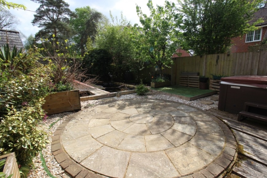 62 Royal Drive, Bordon, Hampshire, GU35 0QF, UK