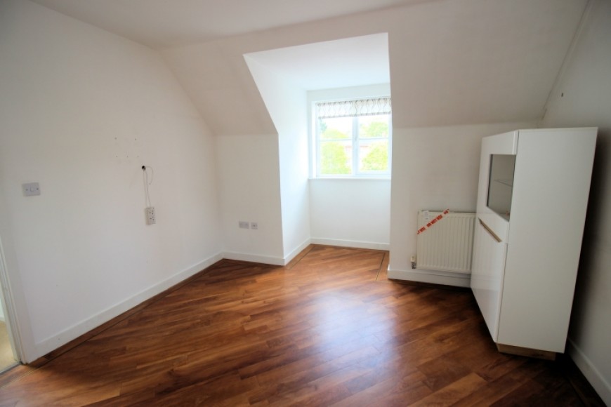 62 Royal Drive, Bordon, Hampshire, GU35 0QF, UK