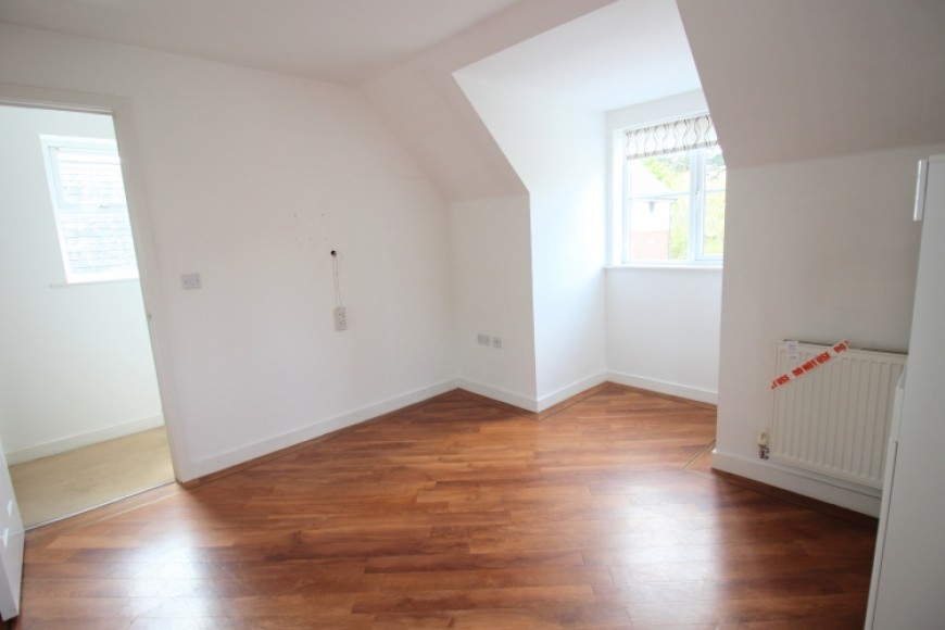 62 Royal Drive, Bordon, Hampshire, GU35 0QF, UK