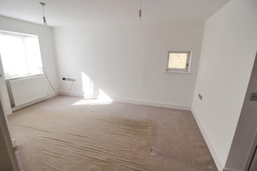 21 Forester Walk, Bordon, Hampshire, GU35 0FL, UK