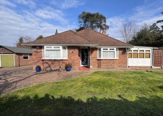 Coolbawn Firgrove Road, Whitehill, Bordon, Hampshire, GU35 9DT, UK