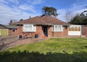 View Coolbawn Firgrove Road, Whitehill, Bordon, Hampshire, GU35 9DT, UK