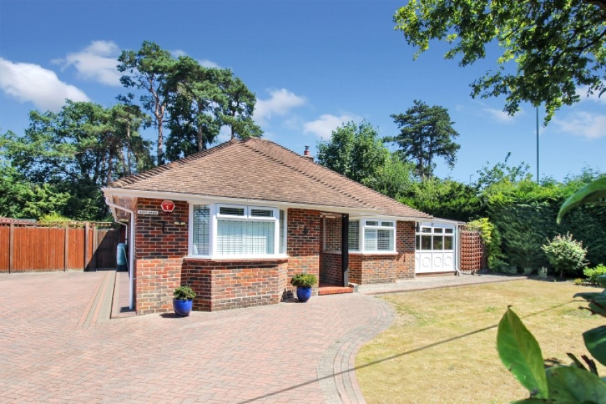 Coolbawn Firgrove Road, Whitehill, Bordon, Hampshire, GU35 9DT, UK
