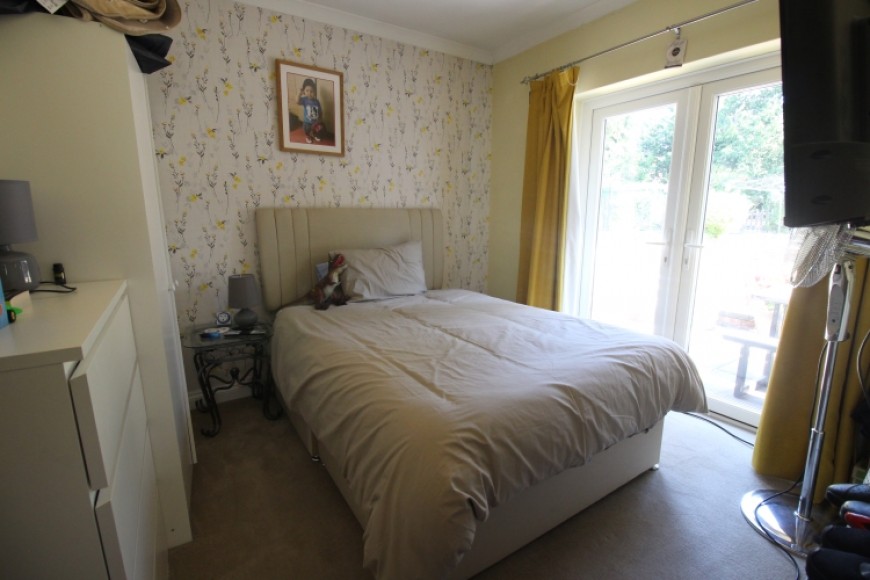 Coolbawn Firgrove Road, Whitehill, Bordon, Hampshire, GU35 9DT, UK