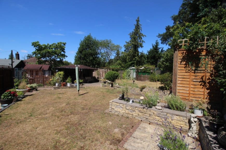 Coolbawn Firgrove Road, Whitehill, Bordon, Hampshire, GU35 9DT, UK