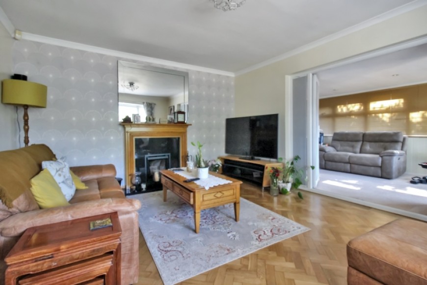 Coolbawn Firgrove Road, Whitehill, Bordon, Hampshire, GU35 9DT, UK