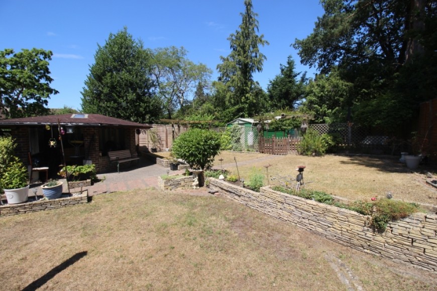 Coolbawn Firgrove Road, Whitehill, Bordon, Hampshire, GU35 9DT, UK