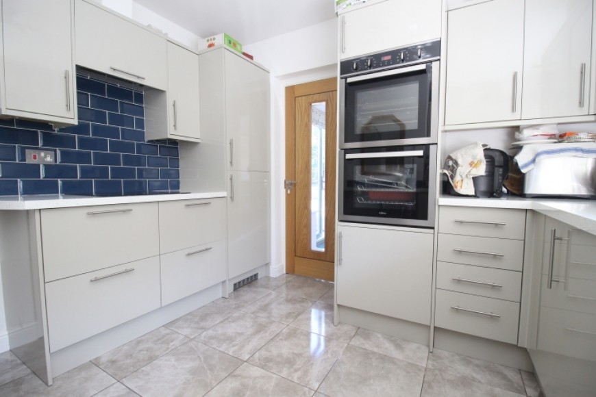 Coolbawn Firgrove Road, Whitehill, Bordon, Hampshire, GU35 9DT, UK