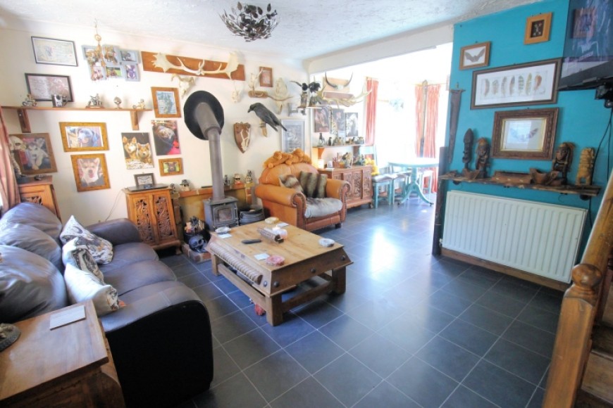 6 Hibiscus Grove, Bordon, Hampshire, GU35 0XA, UK