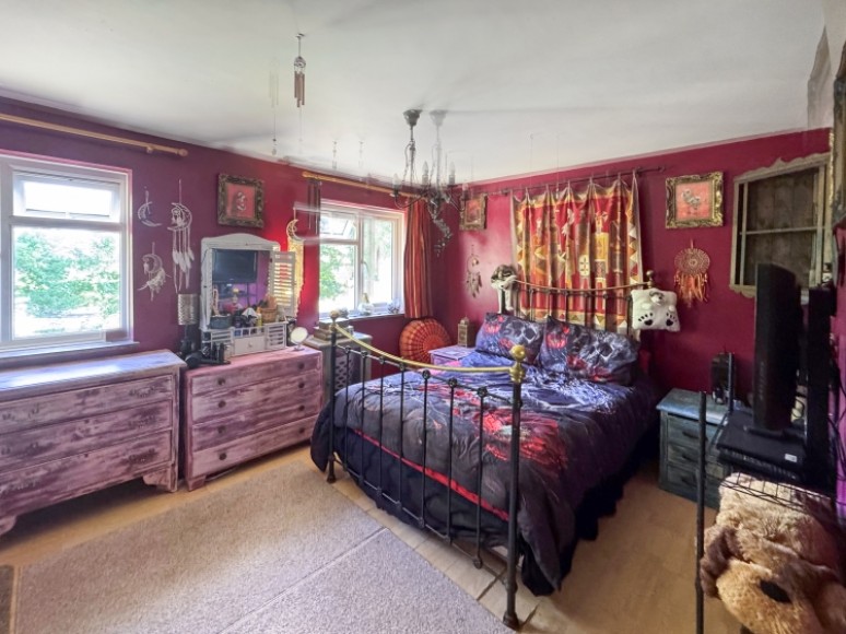 6 Hibiscus Grove, Bordon, Hampshire, GU35 0XA, UK