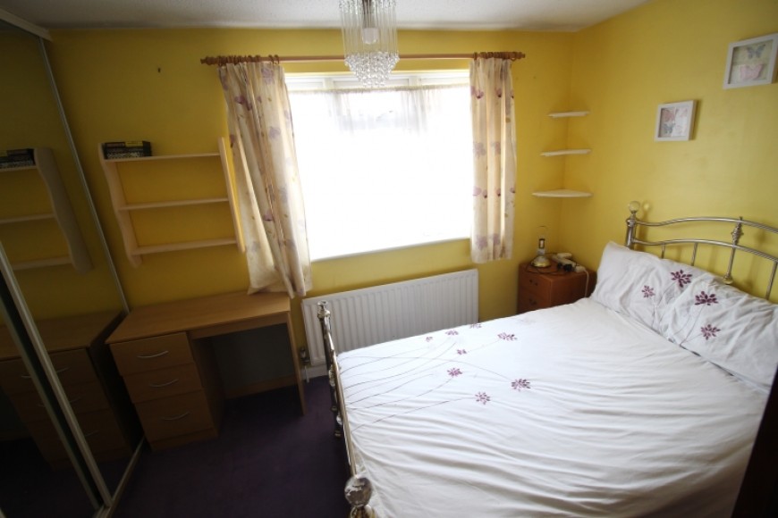 25 Woodpecker Close, Bordon, Hampshire, GU35 0UR, UK