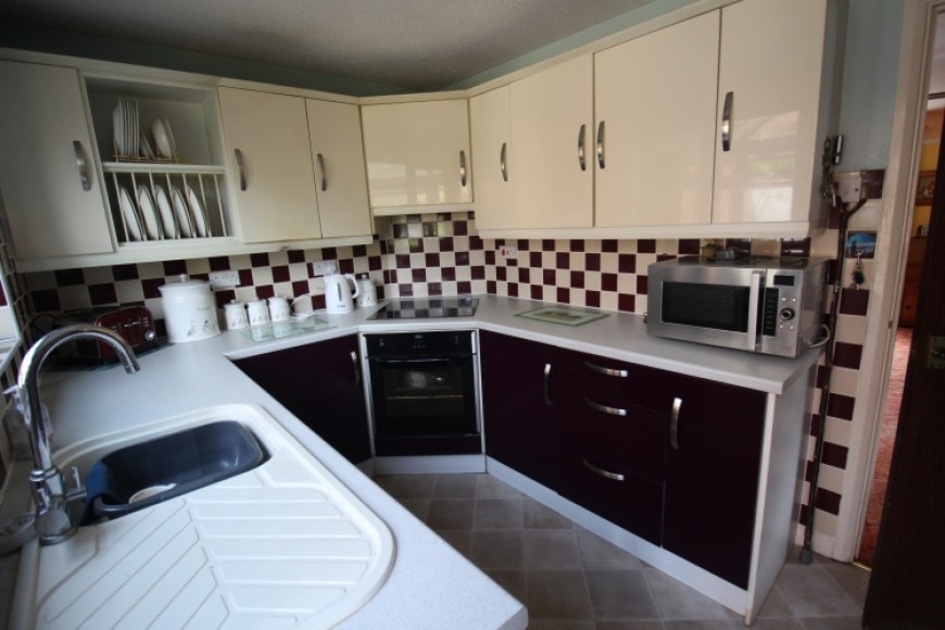 25 Woodpecker Close, Bordon, Hampshire, GU35 0UR, UK