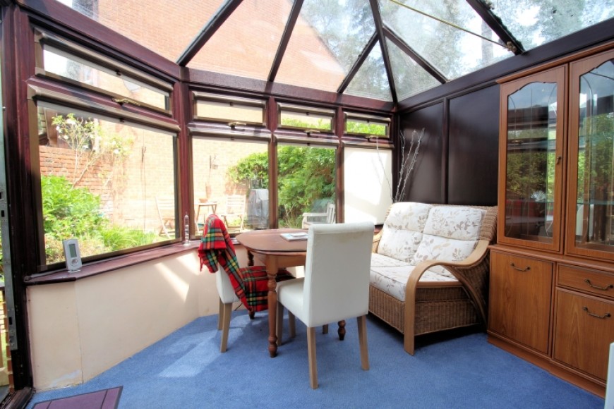 25 Woodpecker Close, Bordon, Hampshire, GU35 0UR, UK