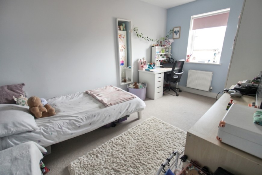 19 Forester Walk, Bordon, Hampshire, GU35 0FL, UK