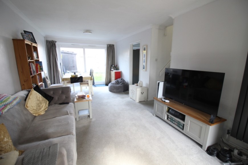 34 Woodside Park, Bordon, Hampshire, GU35 0EY, UK