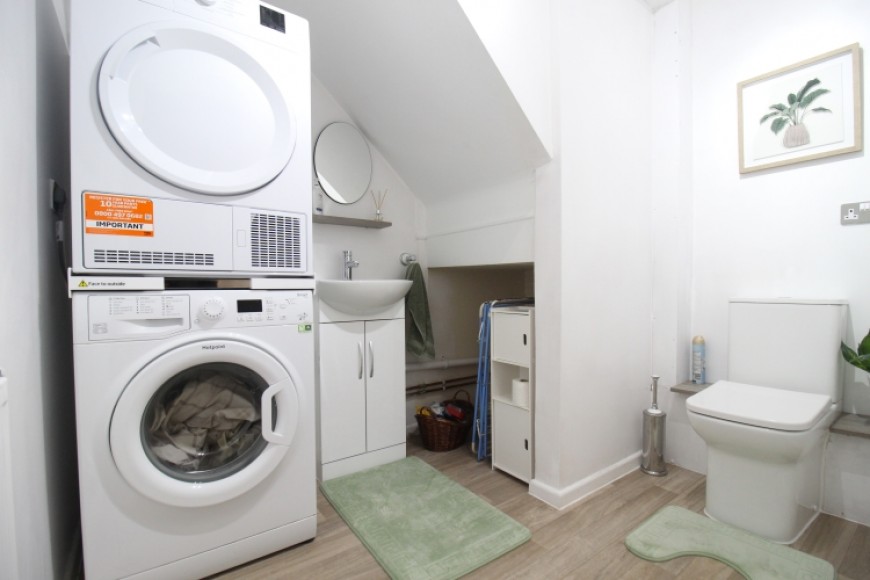 34 Woodside Park, Bordon, Hampshire, GU35 0EY, UK