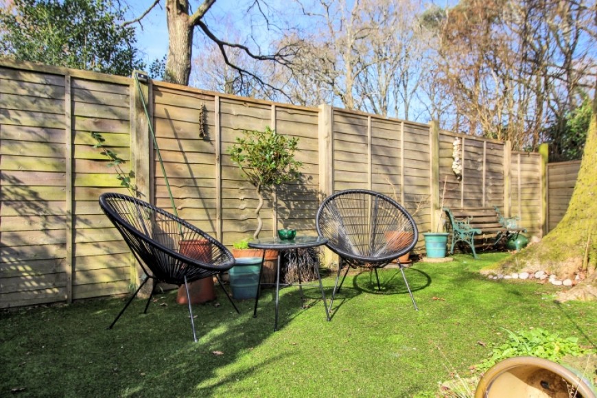 18 Kent Road, Whitehill, Bordon, Hampshire, GU35 9PZ, UK