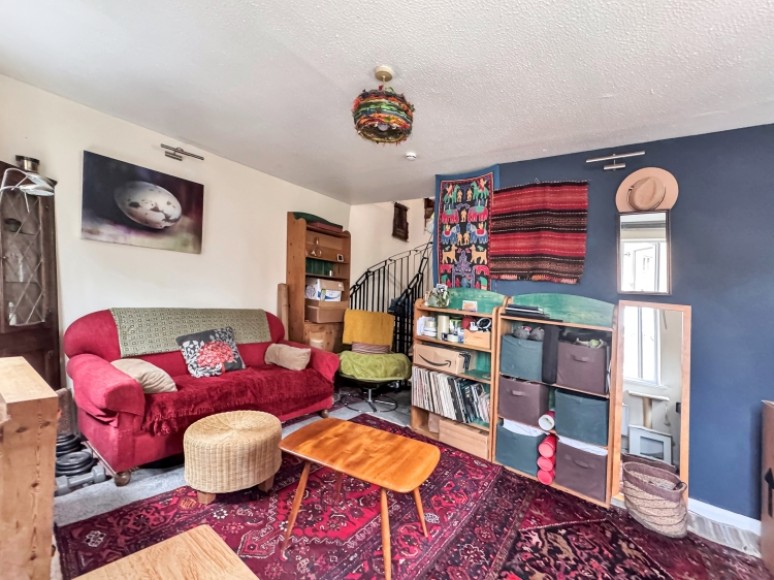 18 Kent Road, Whitehill, Bordon, Hampshire, GU35 9PZ, UK