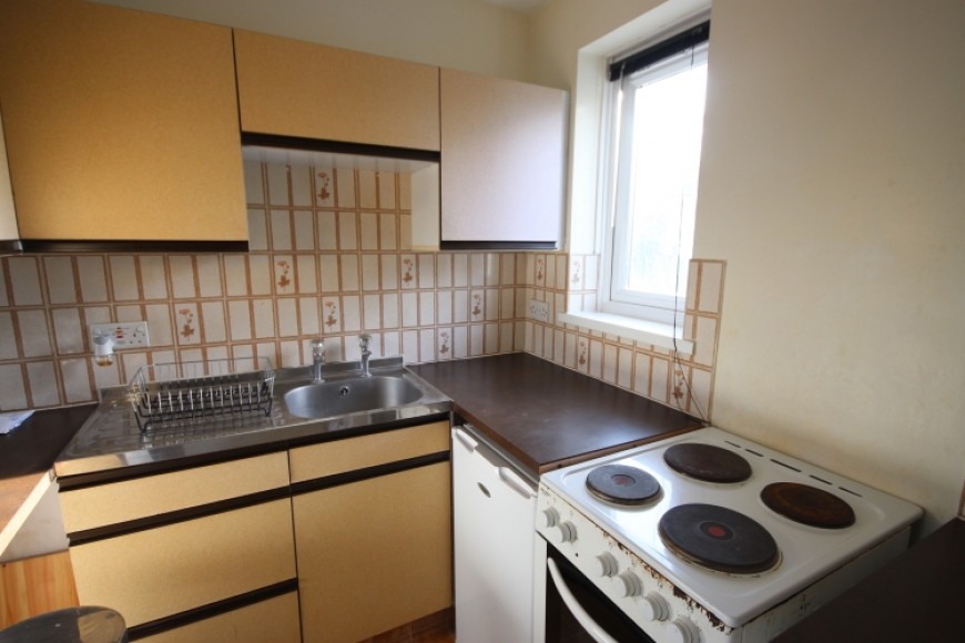 25 Cornwall Road, Whitehill, Bordon, Hampshire, GU35 9PP, UK